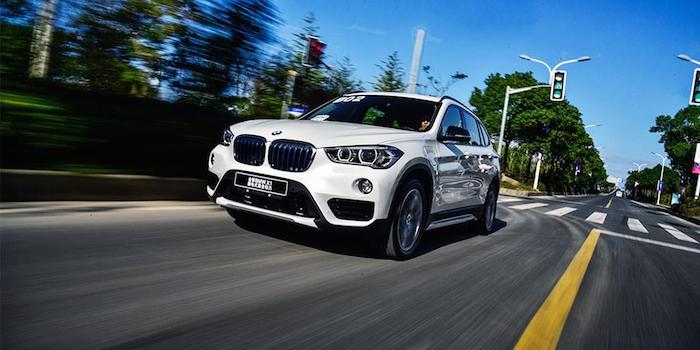 試駕BMW X1 25Le 我仍愛著這個(gè)糟糕的世界