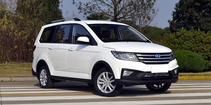 這倆車還能跑山？ 昌河M70對比寶駿730