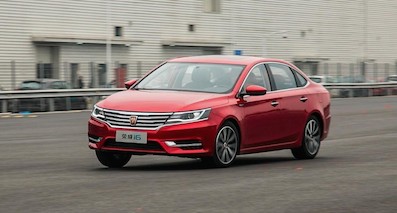 試駕榮威i6 百公里加速7.88秒的家用車