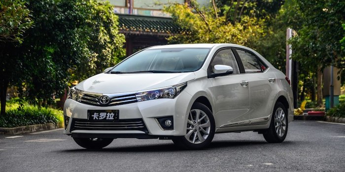 上海車展看點(diǎn)一：動(dòng)力爆表的君威VS整容版卡羅拉