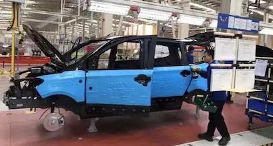 “神車”出國門，印尼版宏光Confero S下線