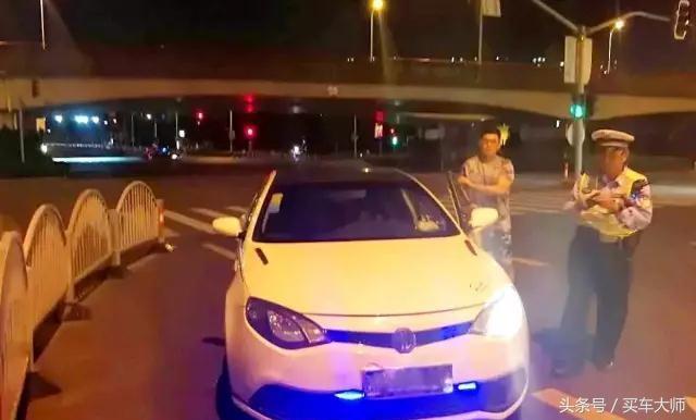 不打轉(zhuǎn)向燈也會扣光12分 比海燕系統(tǒng)還可怕 史上最嚴(yán)交通整治來了！