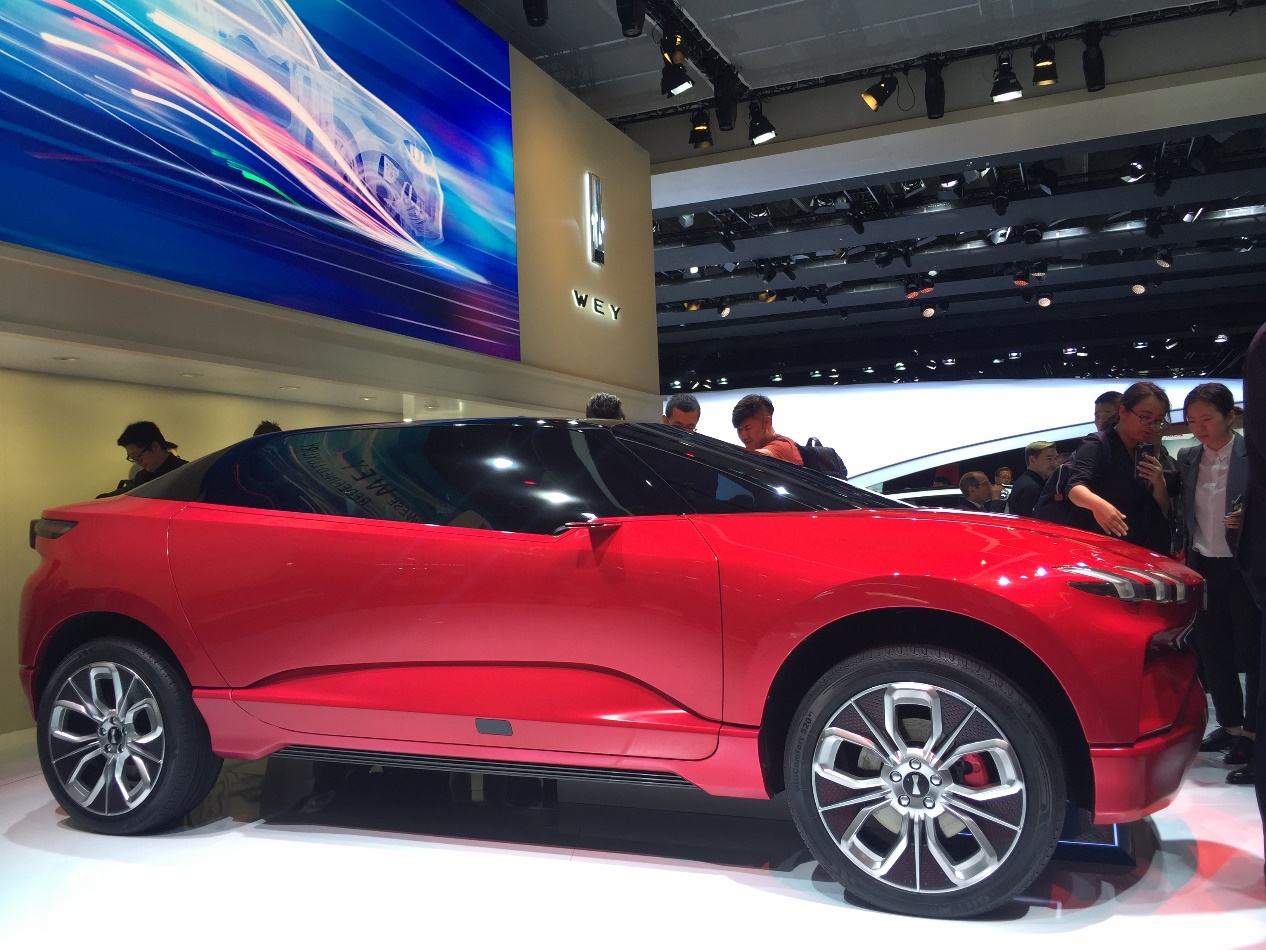 WEY首款插電混動SUV P8亮相法蘭克福車展