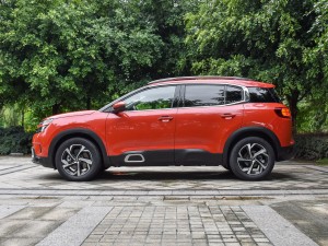 東風(fēng)雪鐵龍 天逸 C5 AIRCROSS 2017款 380THP 旗艦型