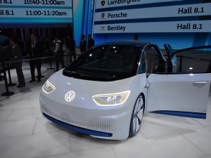電動(dòng)汽車，奔馳C級(jí)，寶馬3系，奧迪A4，車企電動(dòng)汽車計(jì)劃,奔馳電動(dòng)車，寶馬電動(dòng)車，奧迪電動(dòng)車