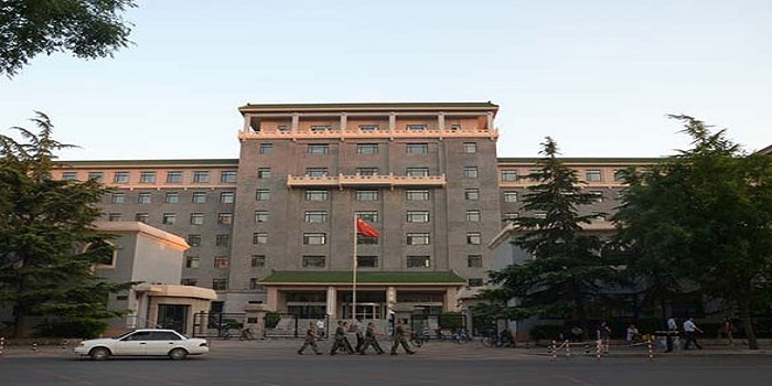 發(fā)改委：正制定新能源汽車(chē)創(chuàng)新發(fā)展戰(zhàn)略和時(shí)間表