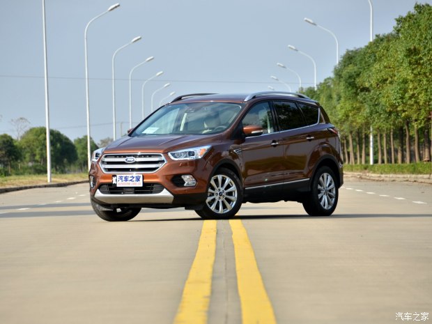 長(zhǎng)安福特 翼虎 2017款 EcoBoost 245 四驅(qū)尊翼型