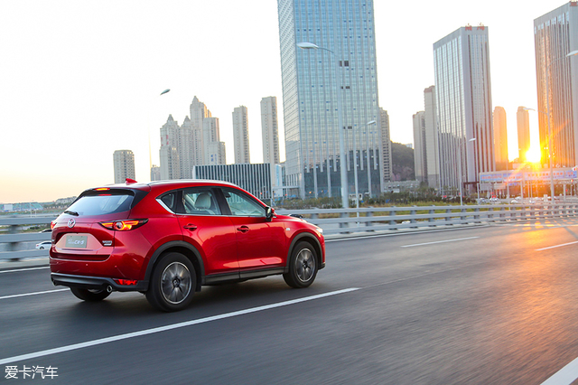 顏值只是加分項(xiàng) 試駕馬自達(dá)CX-5 2.5L