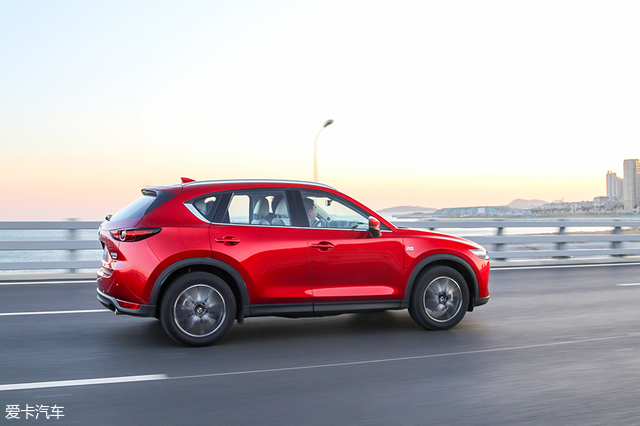 顏值只是加分項(xiàng) 試駕馬自達(dá)CX-5 2.5L