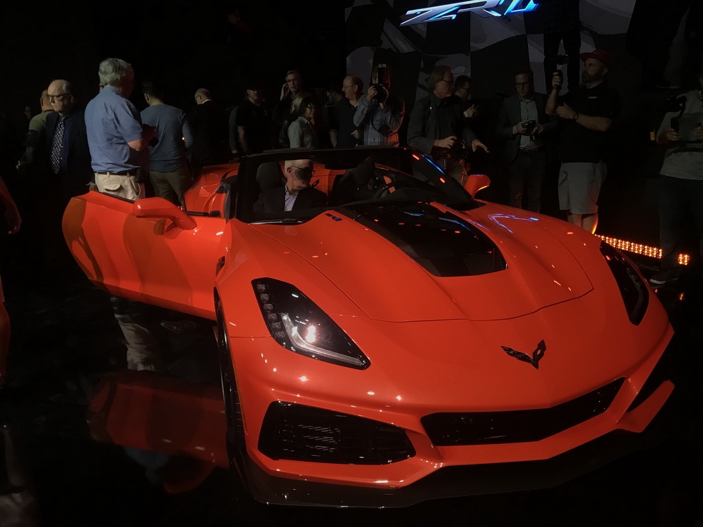 2017洛杉磯車展:科爾維特ZR1敞篷版亮相