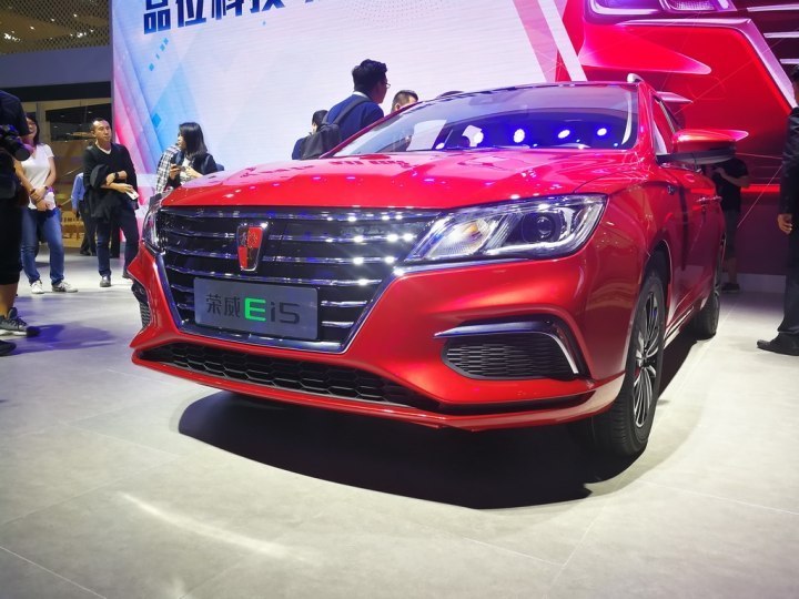 榮威電動旅行車Ei5發(fā)布