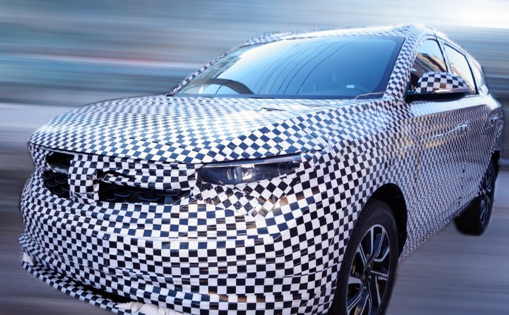 或定位中型 曝東風(fēng)風(fēng)神全新SUV--X37諜照
