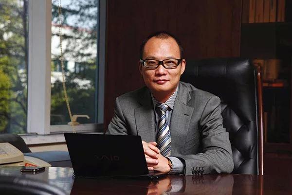 離開汽車2年后 楊嵩為什么選擇加盟寶沃汽車？