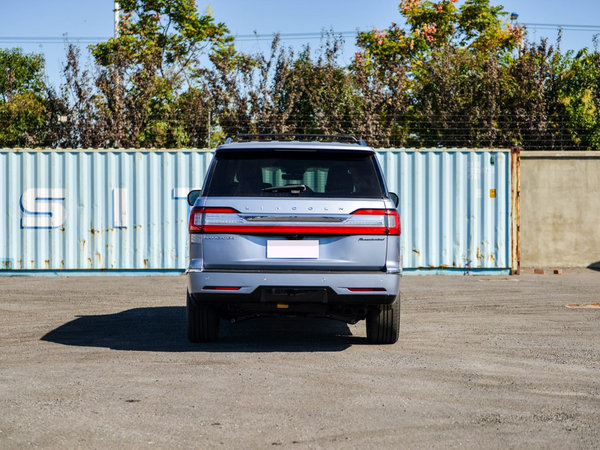 車長(zhǎng)五米大佬最愛(ài) 百萬(wàn)級(jí)大塊頭SUV推薦-圖6