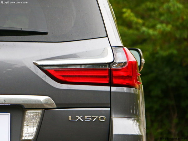 車長(zhǎng)五米大佬最愛(ài) 百萬(wàn)級(jí)大塊頭SUV推薦-圖6