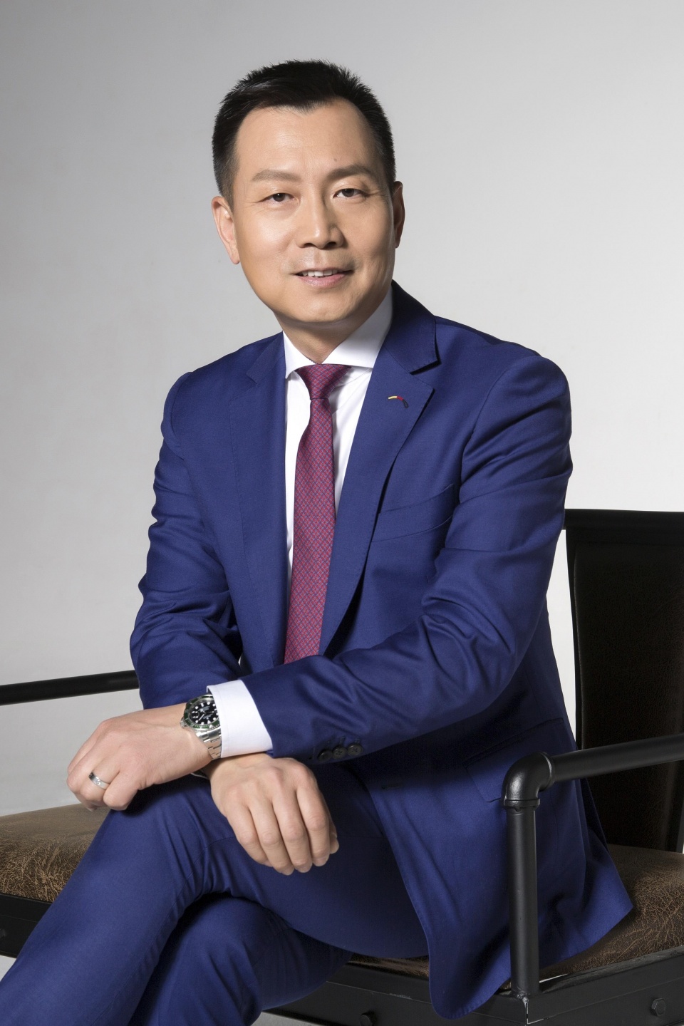 奔馳人事調(diào)整 張炎接李宏鵬任高級執(zhí)行副總裁