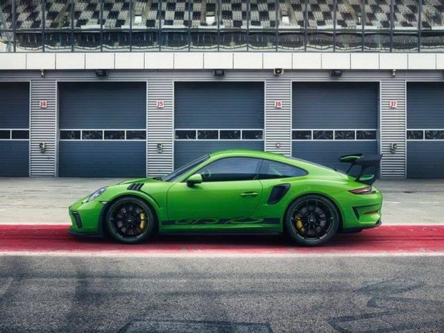 經(jīng)典再延續(xù) 曝新款保時(shí)捷911 GT3 RS官圖