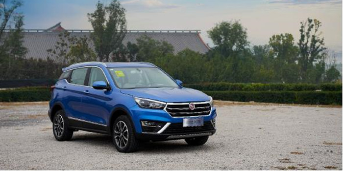 漢騰X5增兩款1.5T手動擋車型 售價7.68-8.38 萬元