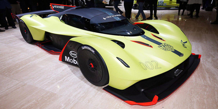 2018日內(nèi)瓦車展 Valkyrie AMR Pro亮相