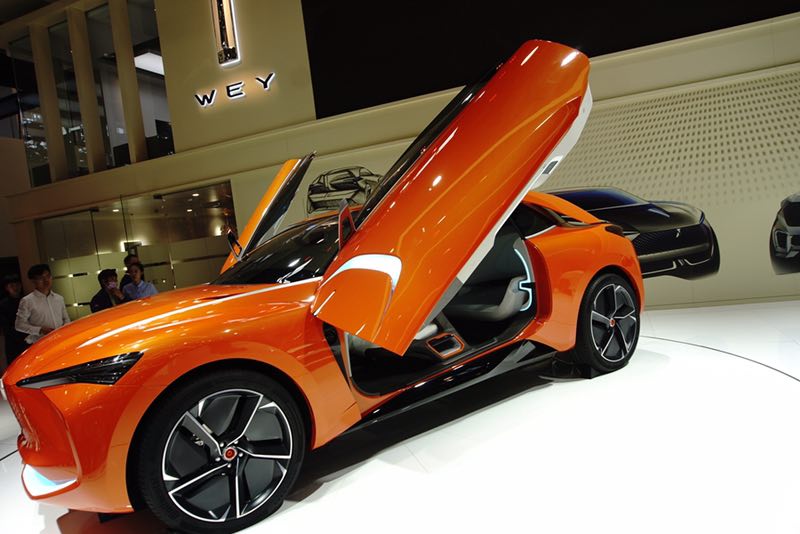 WEY品牌攜家族多款首發(fā)車型 強勢亮相北京車展