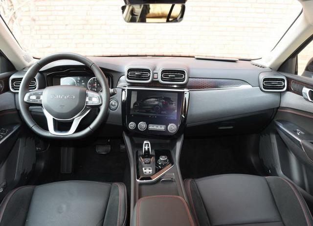 領(lǐng)克02將于6月正式上市 跨界風(fēng)格緊湊型SUV 