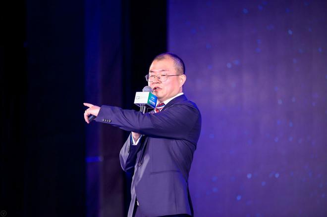 藍(lán)皮書論壇主席賈可：讓焦慮消散 讓夢想高飛