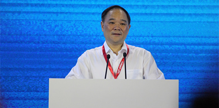 李書福：吉利愿意與其他車企共享新能源技術(shù)