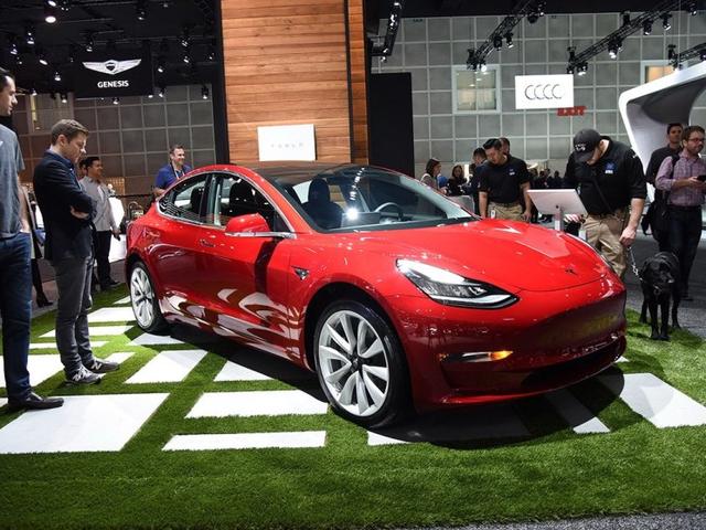將推紅色內(nèi)飾 特斯拉Model 3最新消息 