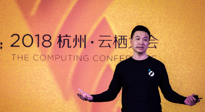 互聯(lián)網(wǎng)汽車迭代升級(jí),阿里AliOS,斑馬智行MARS,智能網(wǎng)聯(lián)汽車新系統(tǒng)