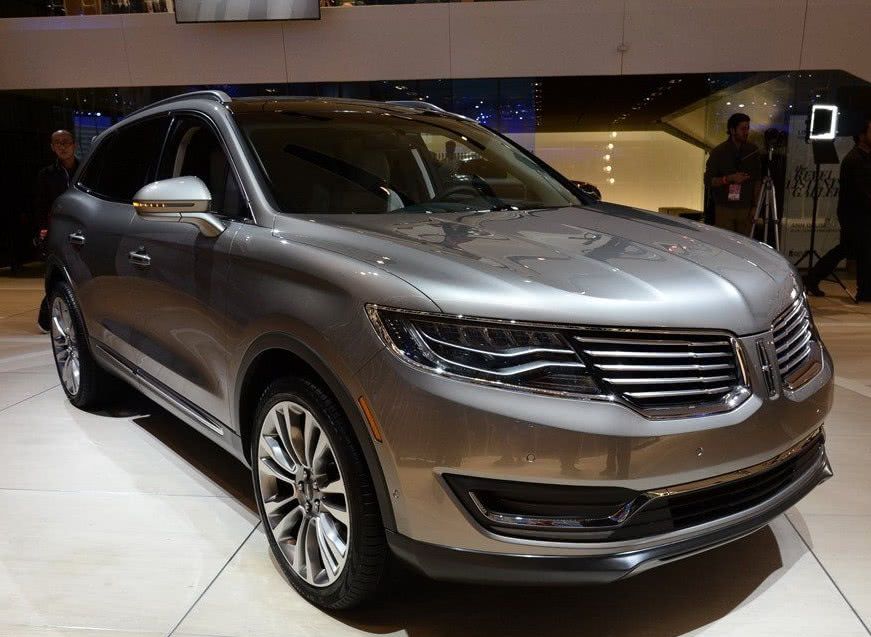 10月美國豪華品牌汽車銷量排名，奔馳排名第一，奧迪排名第四