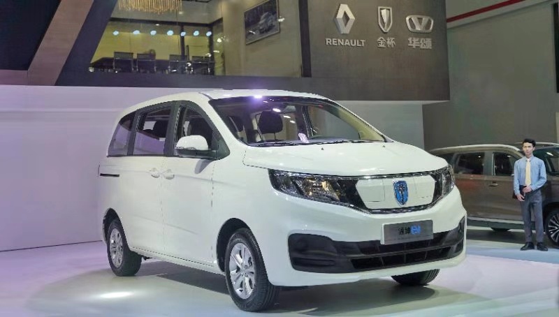 2018廣州車展：華晨雷諾發(fā)布首款新能源車型