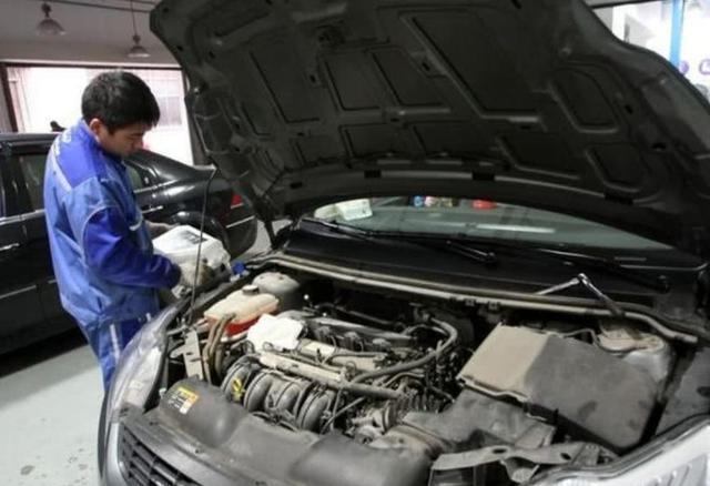 4S店員工提醒 這些汽車保養(yǎng)不要做 做了也是送錢