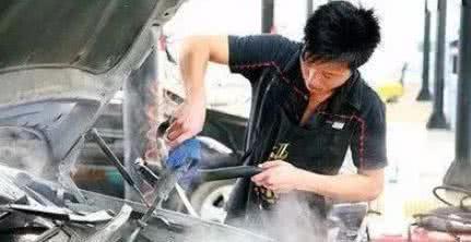 4S店員工提醒 這些汽車保養(yǎng)不要做 做了也是送錢