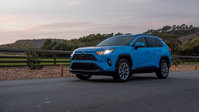變身硬派越野車SUV 新一代RAV4明年國產