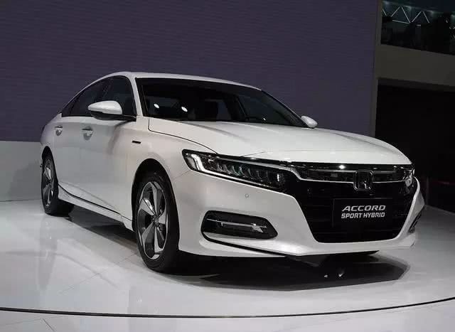 多花幾萬買油電混動車型真的值嗎？其實省油不省錢！