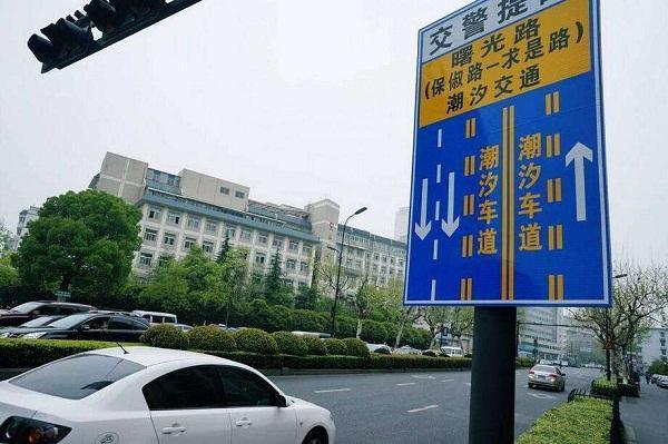 遇上這種車道別亂開 開錯兩次重考駕照