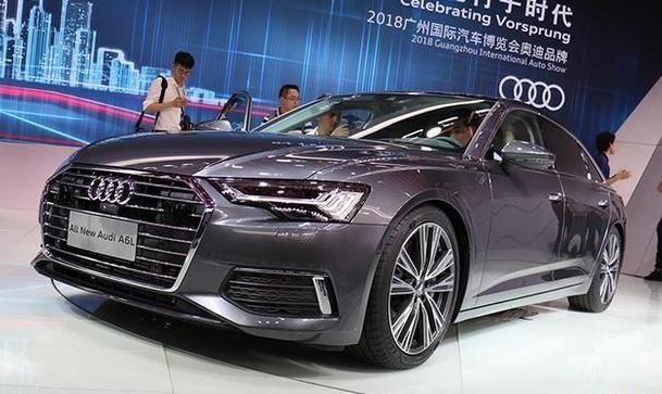 這臺車好像一個科技館 試駕全新奧迪A6L