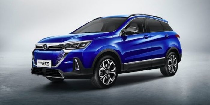 定位純電動緊湊SUV 北汽新能源EX5即將上市