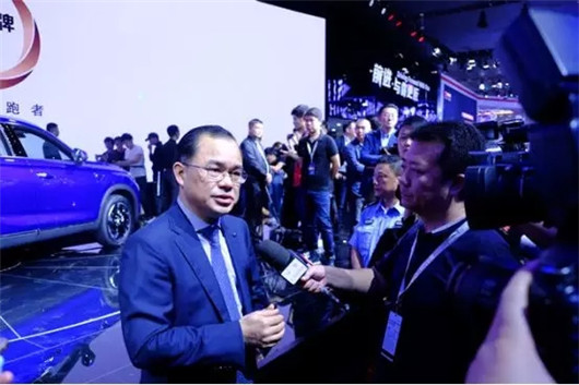 長安汽車，兩會汽車,朱華榮兩會