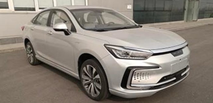 續(xù)航里程超400公里 北汽新能源EU7車型曝光