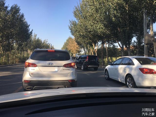 老司機(jī)總說(shuō)的讓速不讓道 到底是什么意思