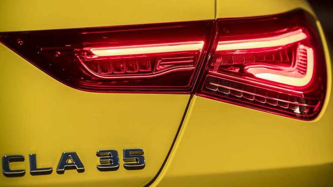 AMG CLA 35預(yù)告圖發(fā)布 將于近期亮相