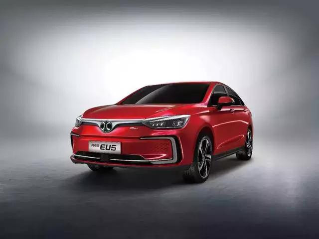 續(xù)航超500公里！北汽新能源連推4款新車型
