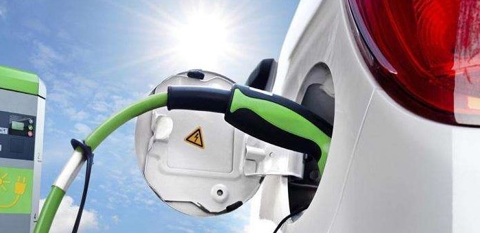 新能源汽車產業(yè)鏈已進入品牌元年