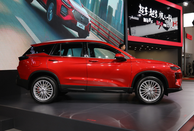 海馬8S或6月15日開啟預(yù)售 定位緊湊SUV