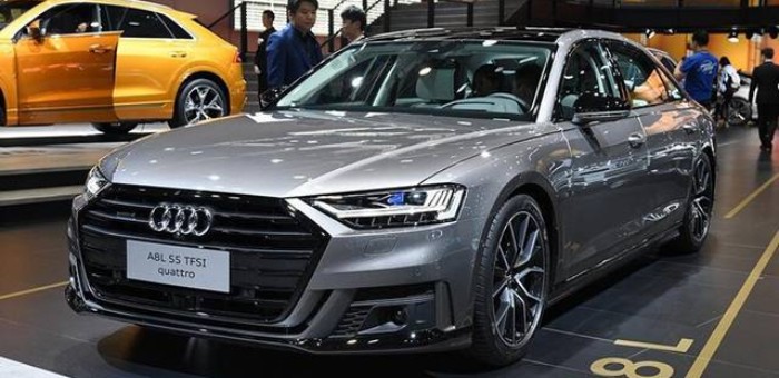 奧迪發(fā)布全新S8官圖 搭載4.0T V8發(fā)動機