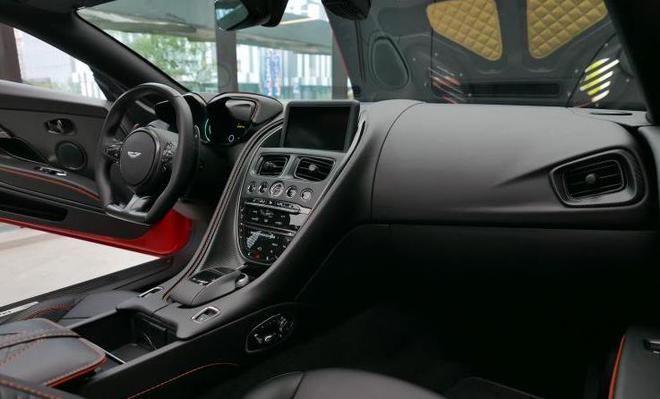 阿斯頓·馬丁DBS Superleggera Volante國內首發(fā)