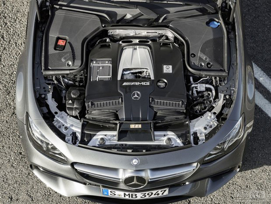 破百僅3.4秒 全新梅賽德斯-AMG E63官圖