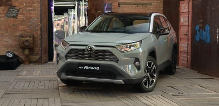 全新RAV4榮放開(kāi)啟預(yù)定 預(yù)計(jì)10月份上市