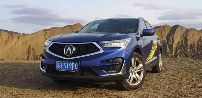 搭載2.0T+10AT動力 試駕謳歌RDX翻越天山